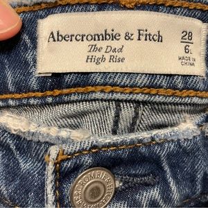 Abercrombie & Fitch, The Dad High Rise Jeans, Size 28